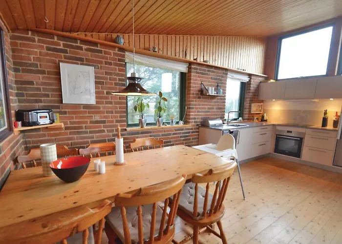 Hébergement de vacances Three-bedroom In