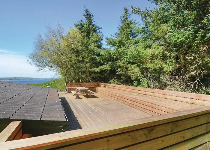 Three-bedroom In Hébergement de vacances